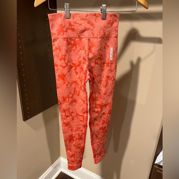 Gymshark Red Performance Leggings - Picture 1 of 4